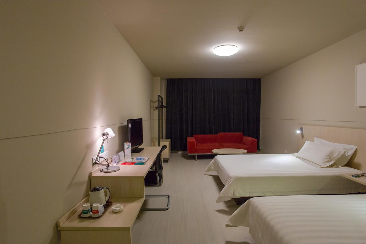 Jinjiang Inn Beijing East Lianshi Road Екстер'єр фото