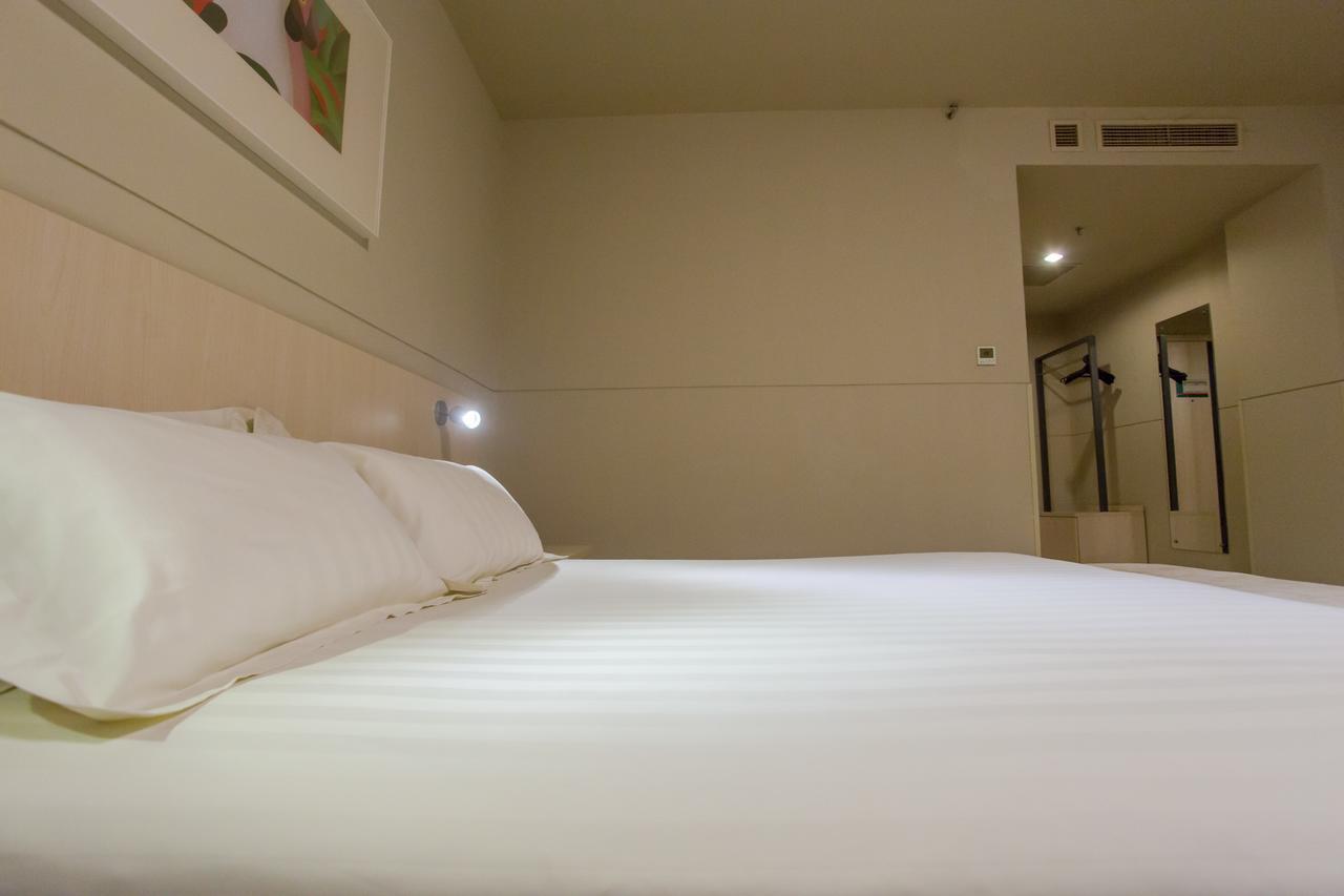 Jinjiang Inn Beijing East Lianshi Road Екстер'єр фото
